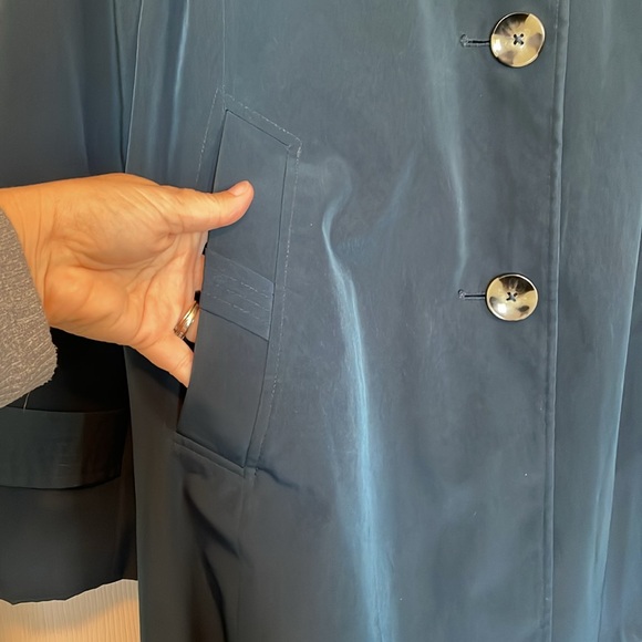 Women’s London Fog XL blue steel rain coat. - Picture 11 of 15